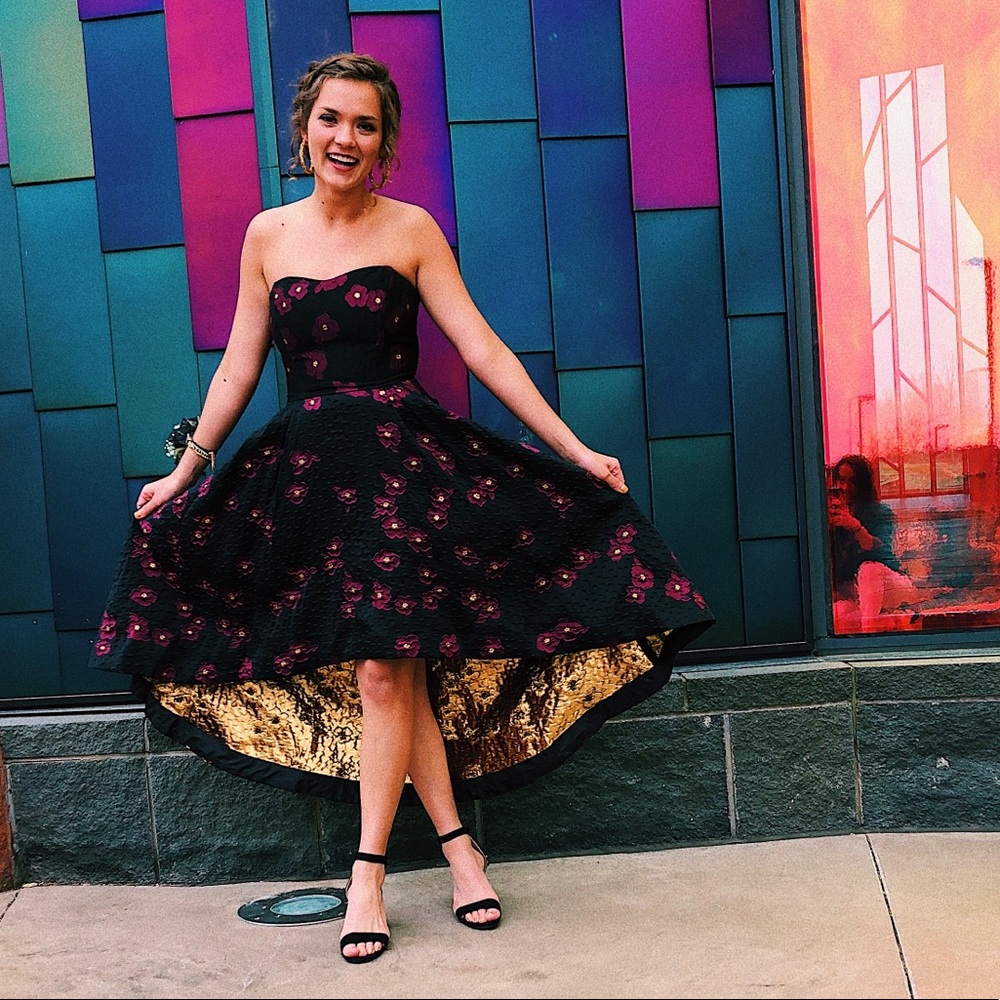 Meet your Posher, Emily